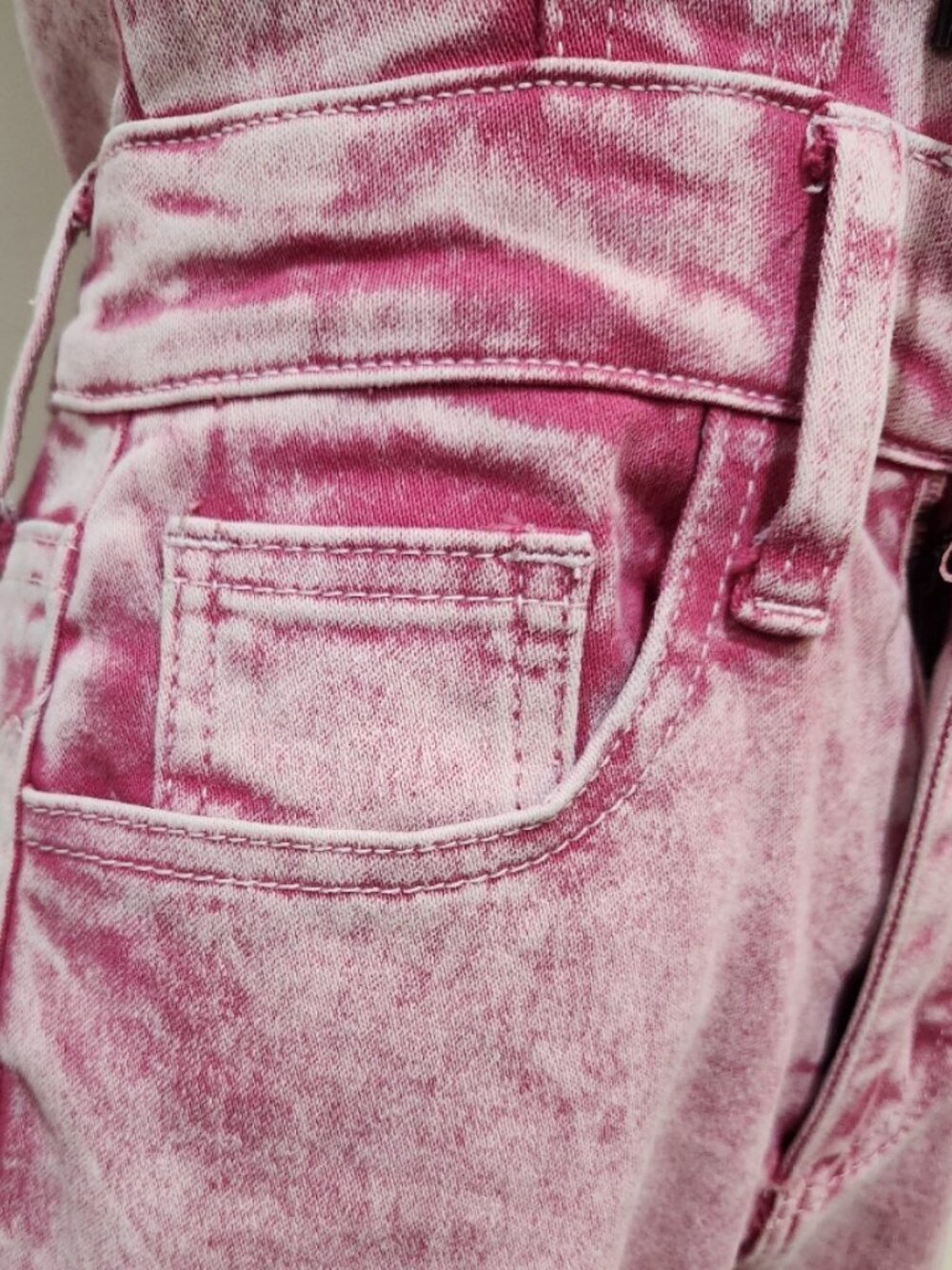 ππ¦UBER GORGE!ππ¦ Y2K Halter Flare Leg Jumpsuit in Acid Wash Pink Denim - Picture 7 of 12